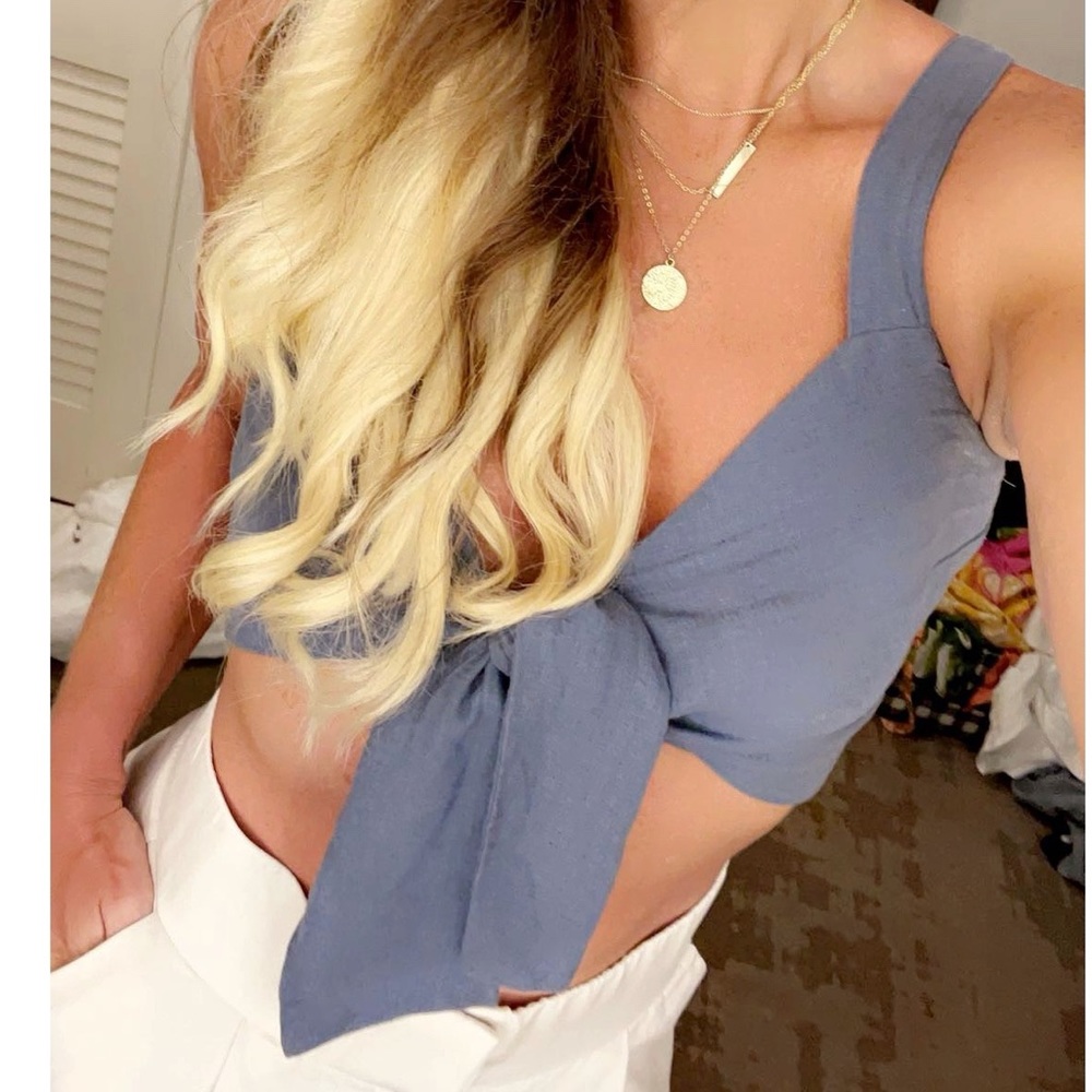 Abercrombie tie top